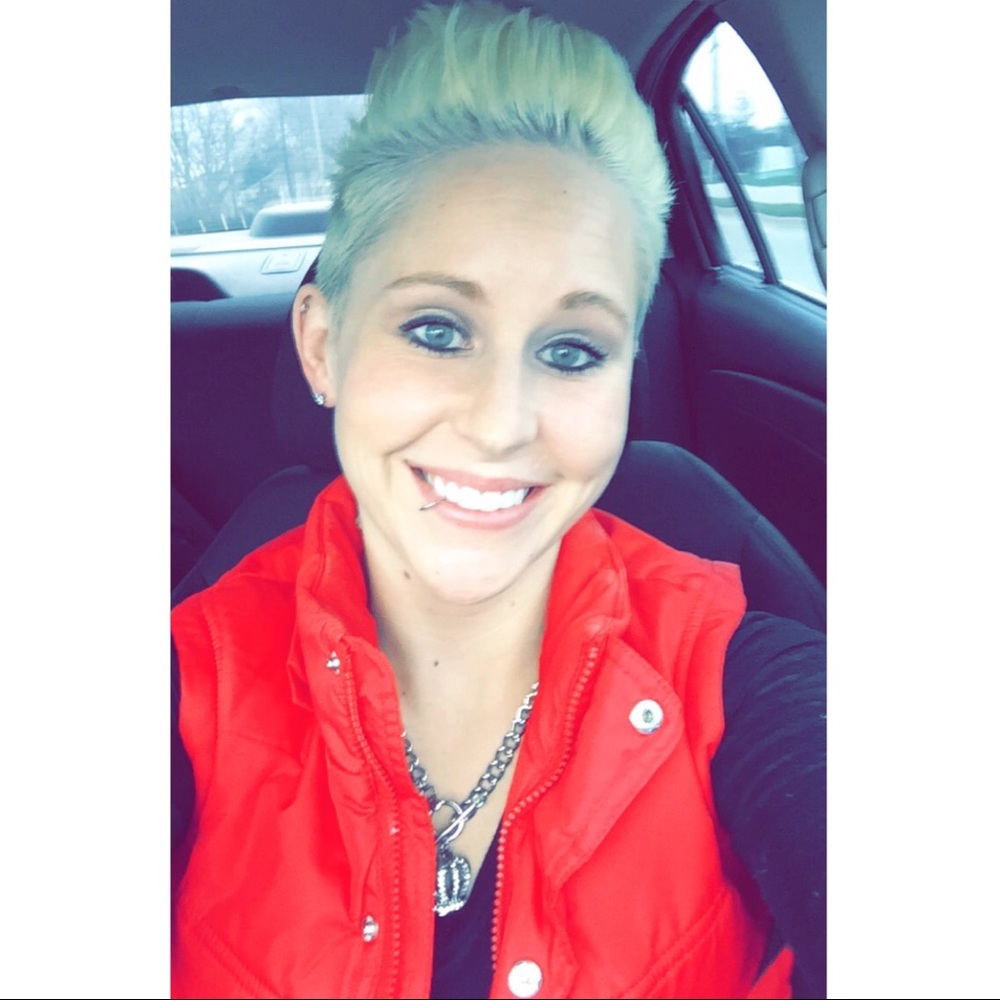 Meet your Posher, Meagan
